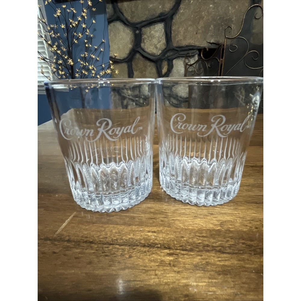 Crown Royal 3.5" Low Ball Whiskey Glasses Set of 2 Excellent Used Condition